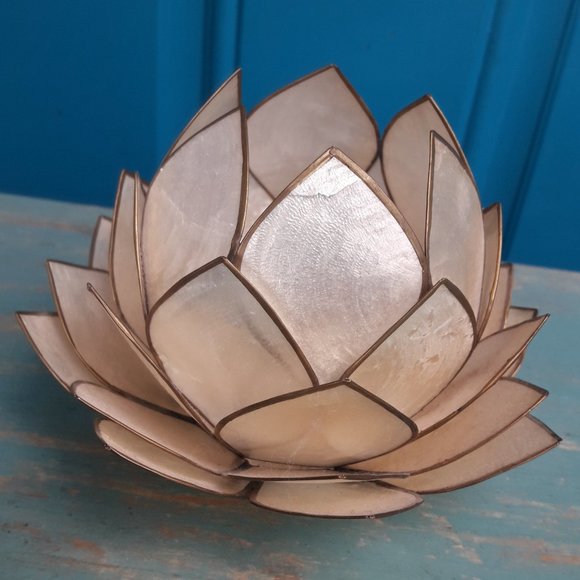 Lotus Flower Candle Holder Tea Light Mother Of Pear Shell Natural Metal - Picture 1 of 10
